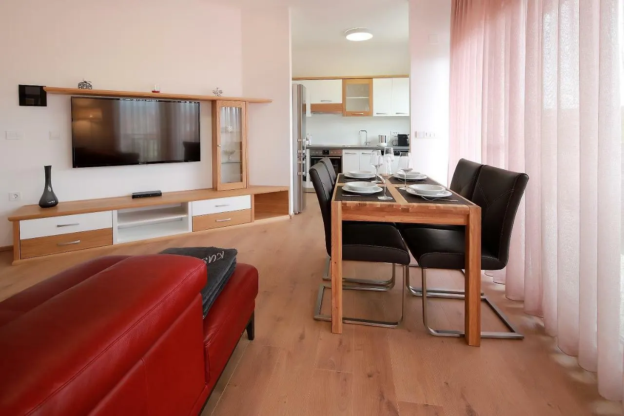 Cool Silo Appartement Resort