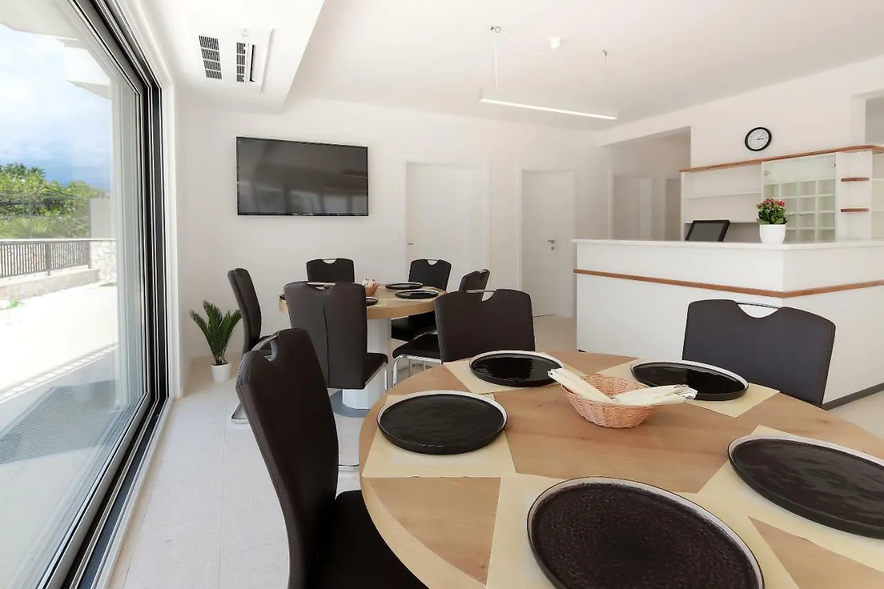 Cool Silo Appartement Resort Apartment