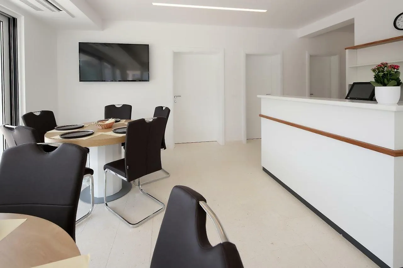 Cool Silo Appartement Resort