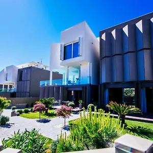 https://dedaj-resort-villa-delux.hotelinzadar.com