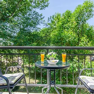 & Park Apartament Kaštela